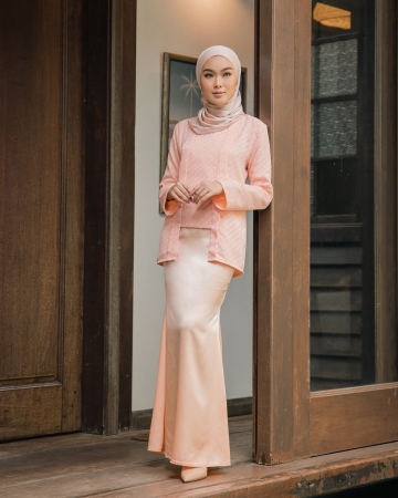 Dahlia - Soft Apricot